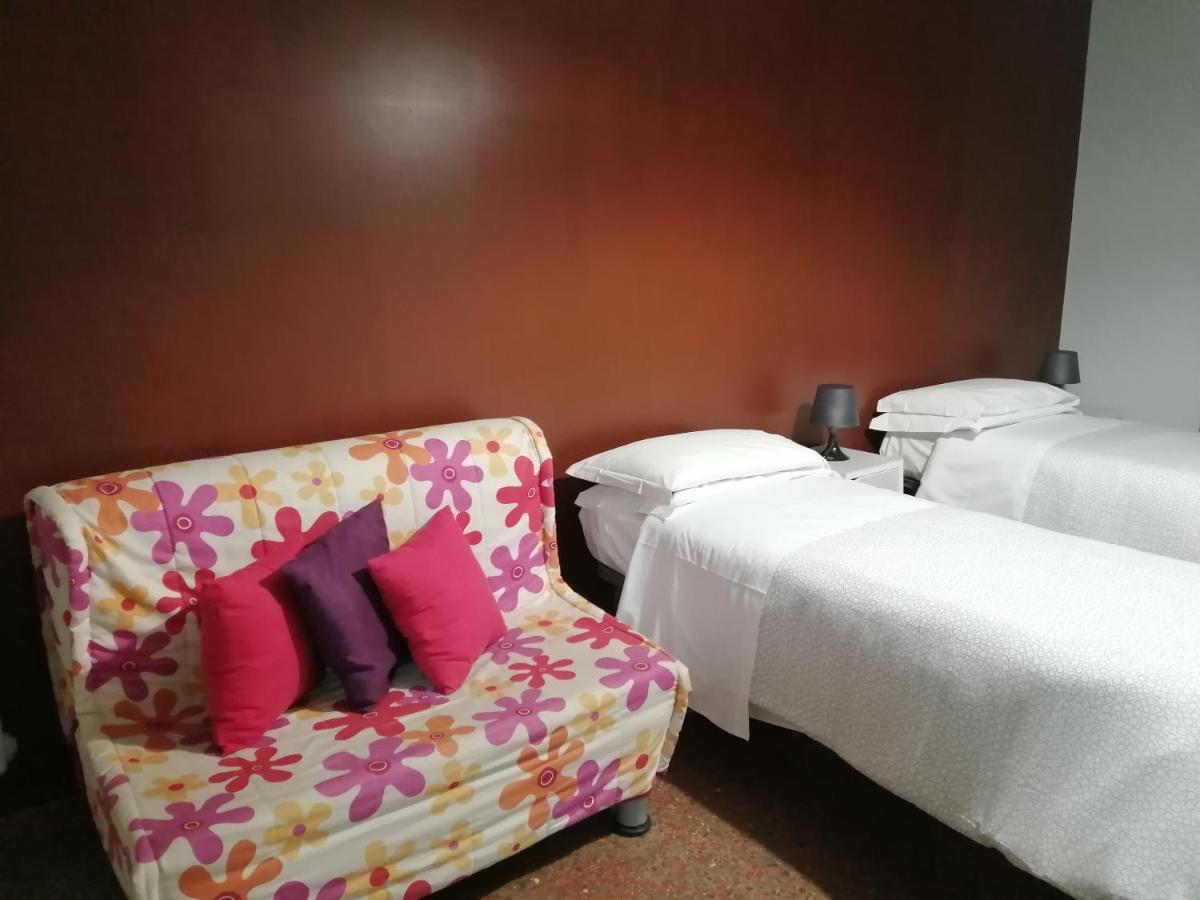 Laterano Guest House Рим Экстерьер фото